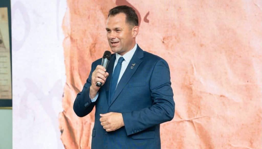 Kmalu bodo volitve, ob tem se sprašujejo, kdo bo vodil Bled? Bo Mežan sploh še kandidiral?