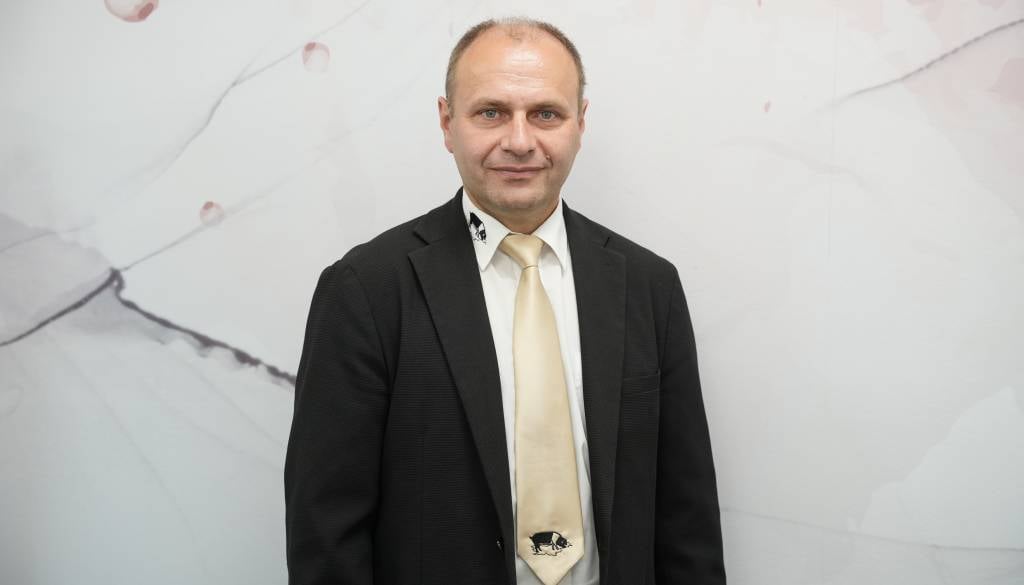 Zakaj država subvencionira panogo, ki že ustvarja presežke?  O smiselnosti 21-milijonske subvencije Perutnini Ptuj