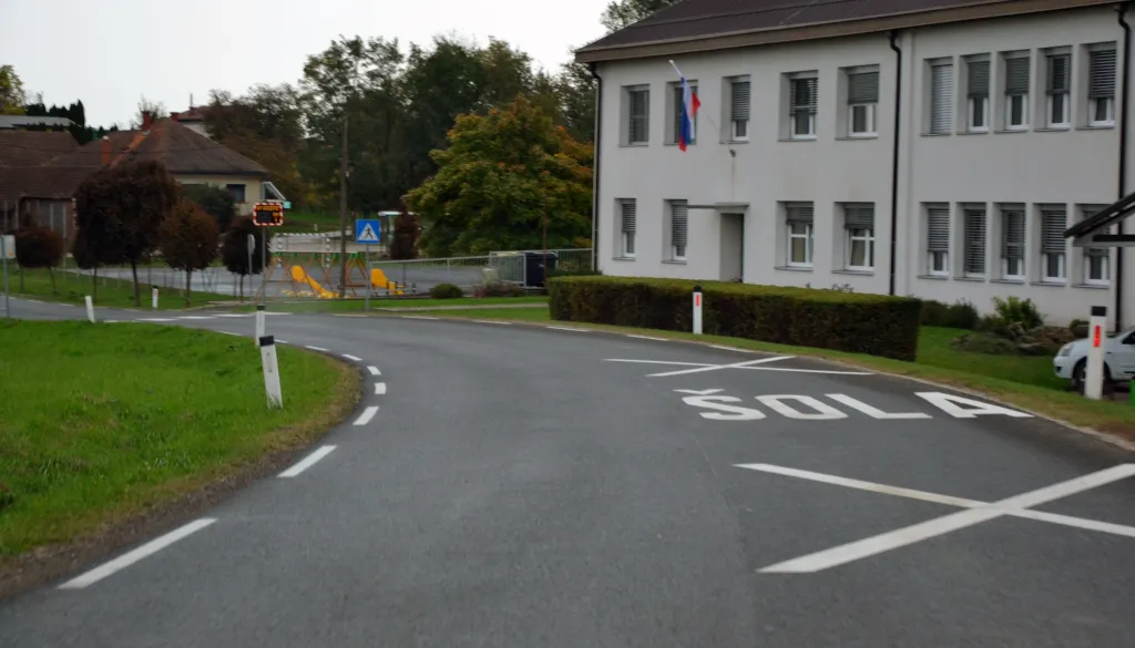 Velik uspeh za pomursko osnovno šolo, prejeli prestižno Kumerdejevo priznanje