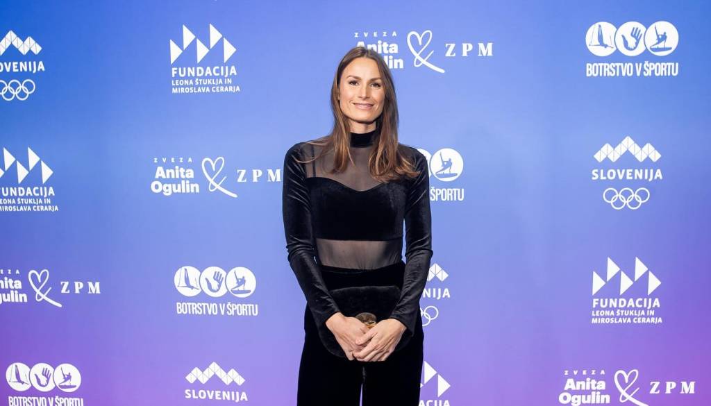 Bi delali z nekdanjo olimpijko z Gorenjske: Sara Isaković zaposluje, plača več kot 3 tisoče evrov