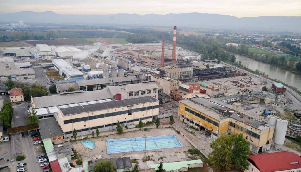 Sodišče odločilo, občina se ne strinja: napetosti zaradi Vipapa vse hujše