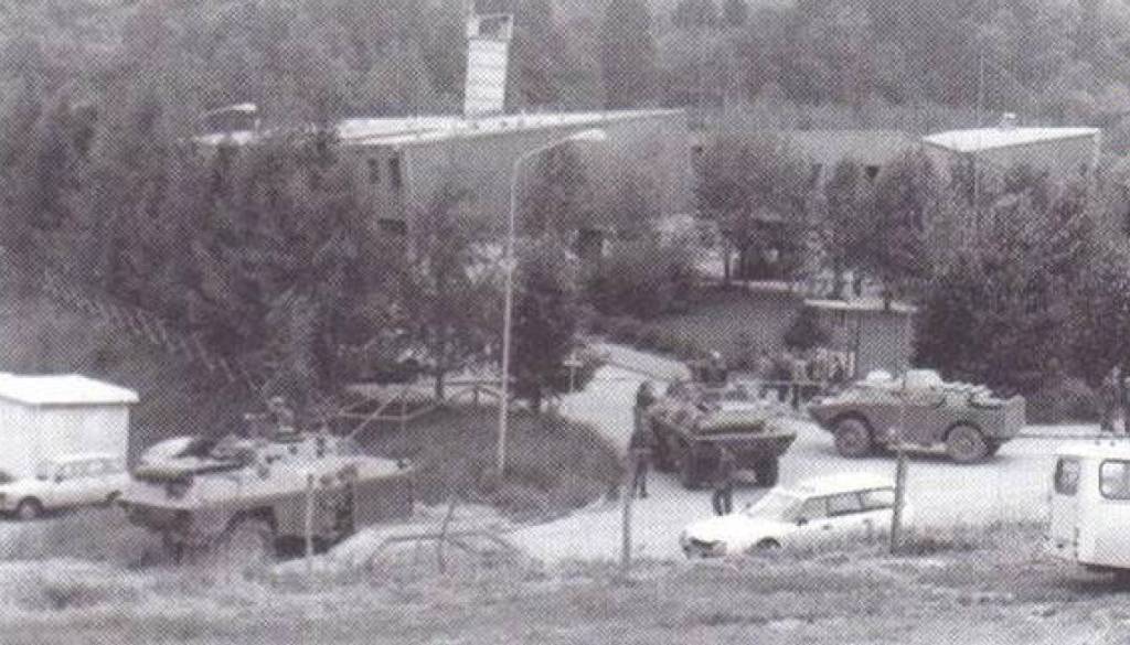 Pobuda ob 35-letnici države: Spominsko obeležje žrtvam zgrešenih političnih in vojaških odločitev