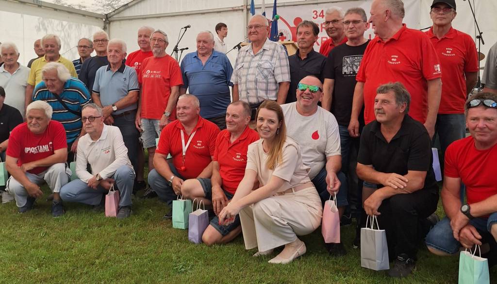 Državna sekretarka na tradicionalnem srečanju krvodajalcev v Pomurju