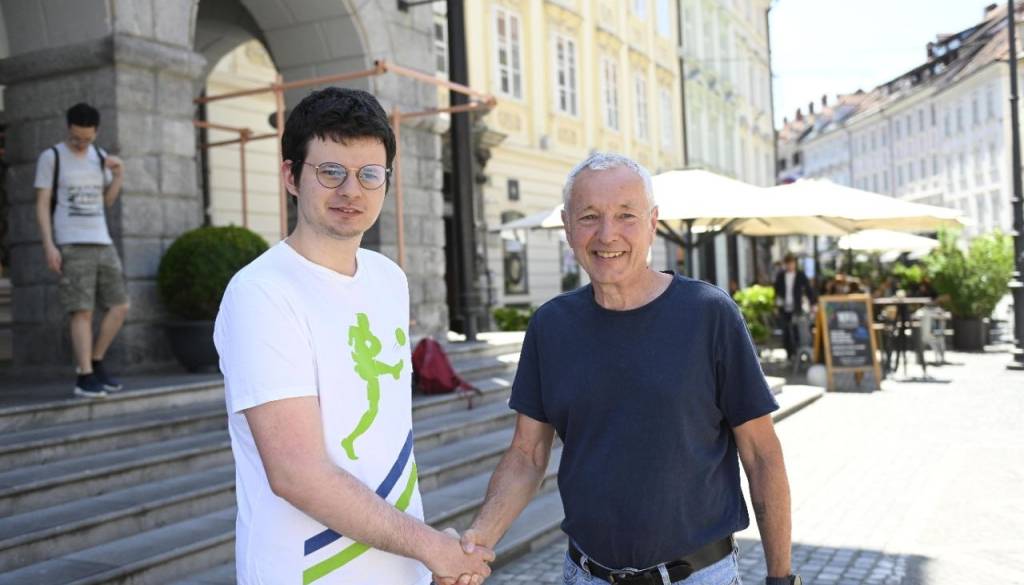 »To je napad na demokracijo«: Civilna iniciativa vztraja pri referendumu in ostro kritizira Jankovića