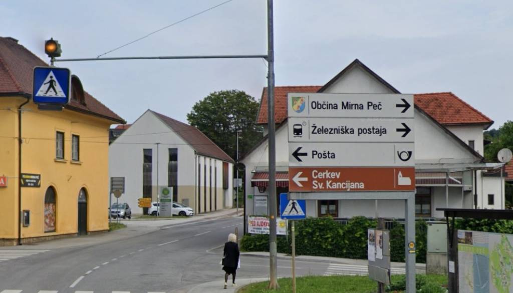 Čez Mirno Peč ne bo šlo. Zaradi občinskega praznika zaprta glavna cesta