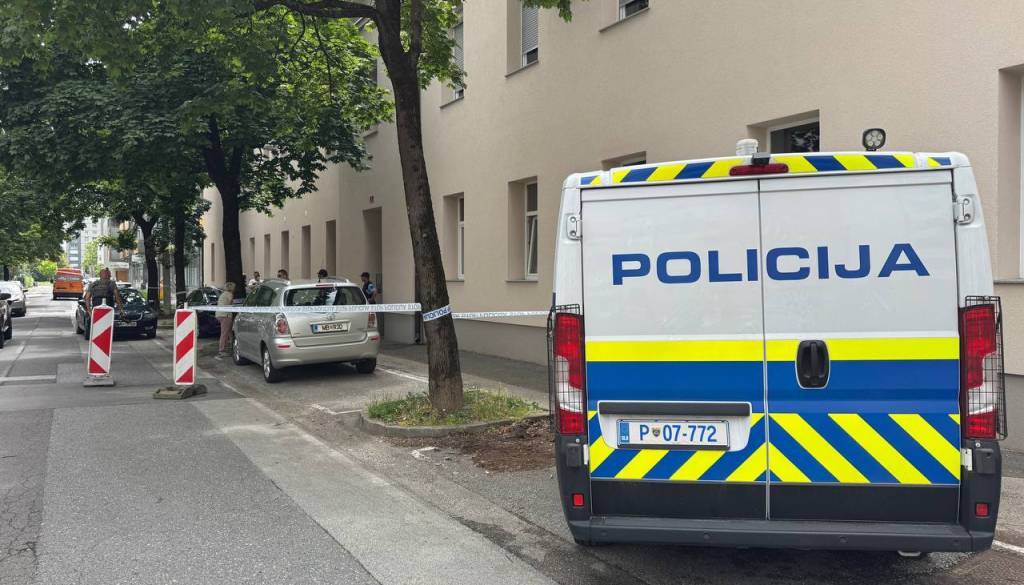 FOTO: V Mariboru našli dve mrtvi osebi, policija preiskuje okoliščine