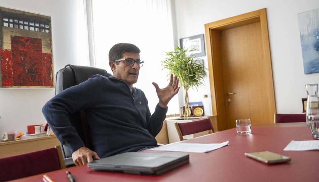 Kranjčani ostali brez cenejših vstopnic za bazen. Župan: »Močno obžalujem«