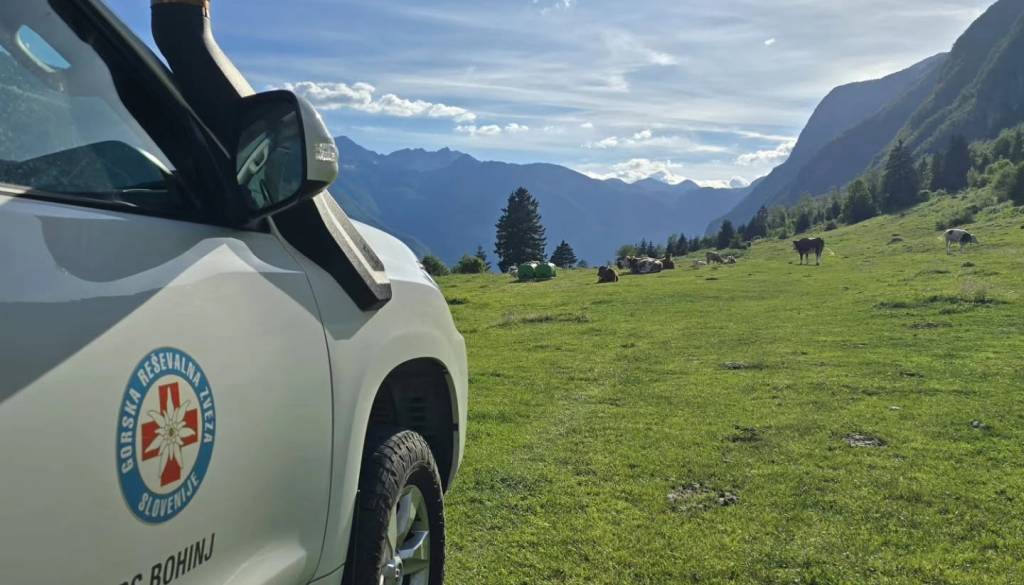 Google Maps ga je pripeljal v težave: nočna akcija gorskih reševalcev v Bohinju