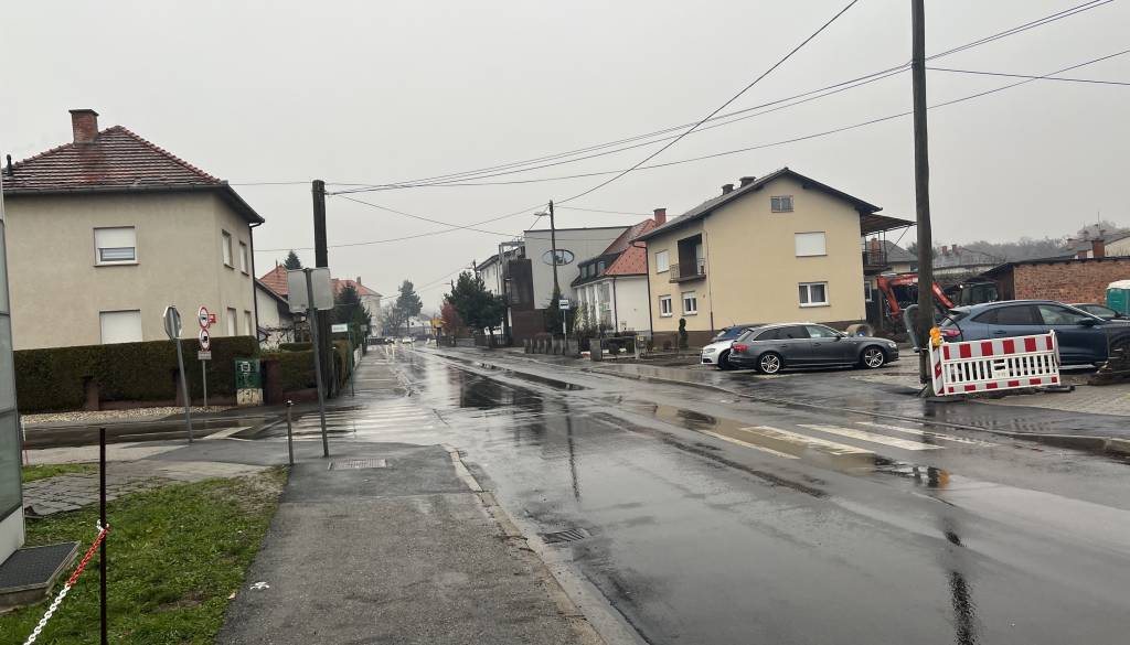 Težki tovornjaki, razpoke na hišah in tresenje kozarcev, prebivalci te soboške ulice imajo dovolj