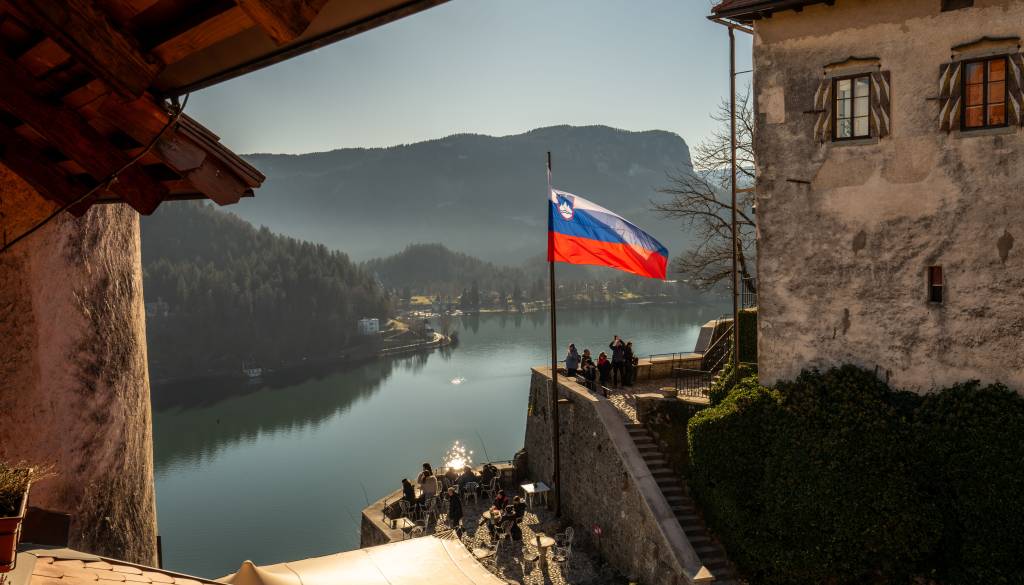 V Žireh, Bohinju in Škofji Loki danes in jutri občinske proslave ob dnevu državnosti