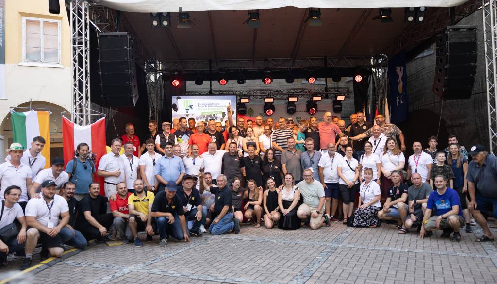 FOTO in VIDEO: Mursko Soboto popestrila povorka toplozračnih balonov