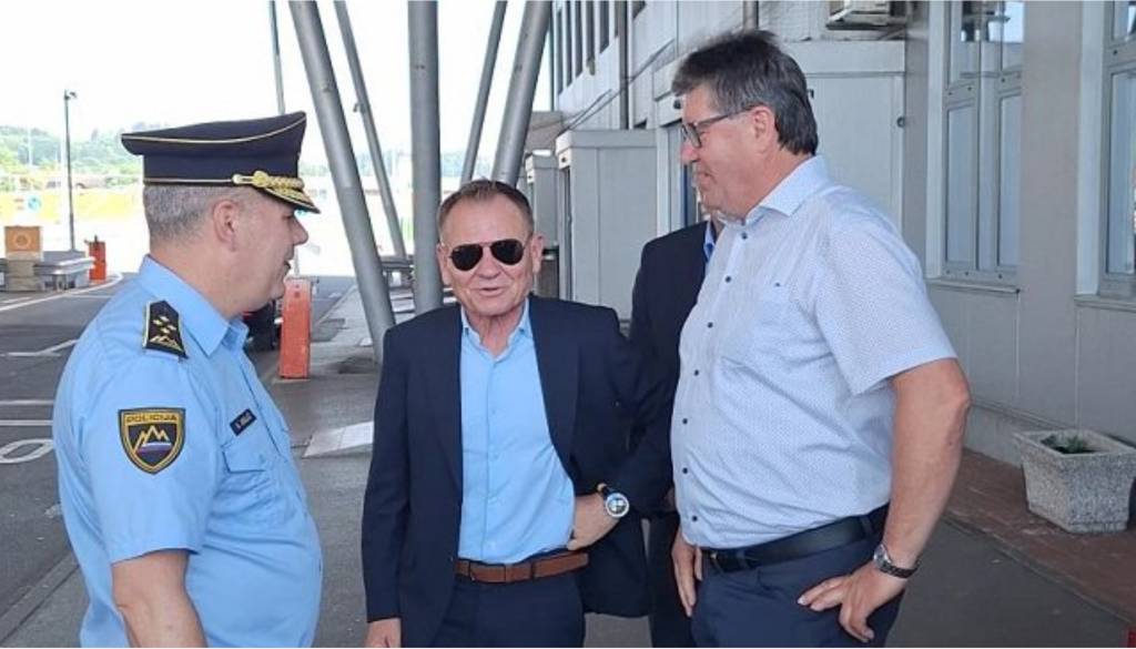 Kaj je obljubil notranji minister Franci Matoz ob obisku Dolenjske?