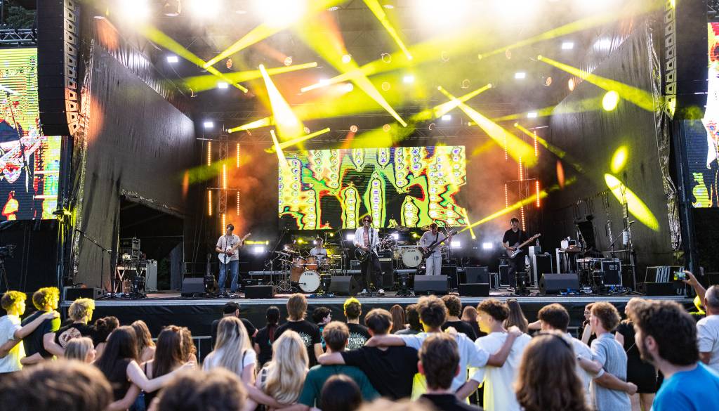 FOTO: Štanga Rock na velikem odru navdušili zbrano množico