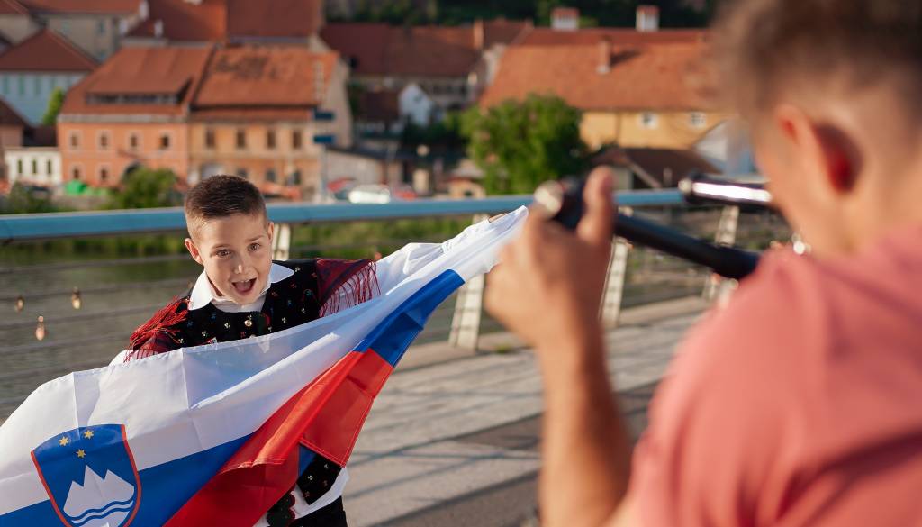 Osemletni Ptujčan predstavil prvi narodnozabavni pesmi in videospota