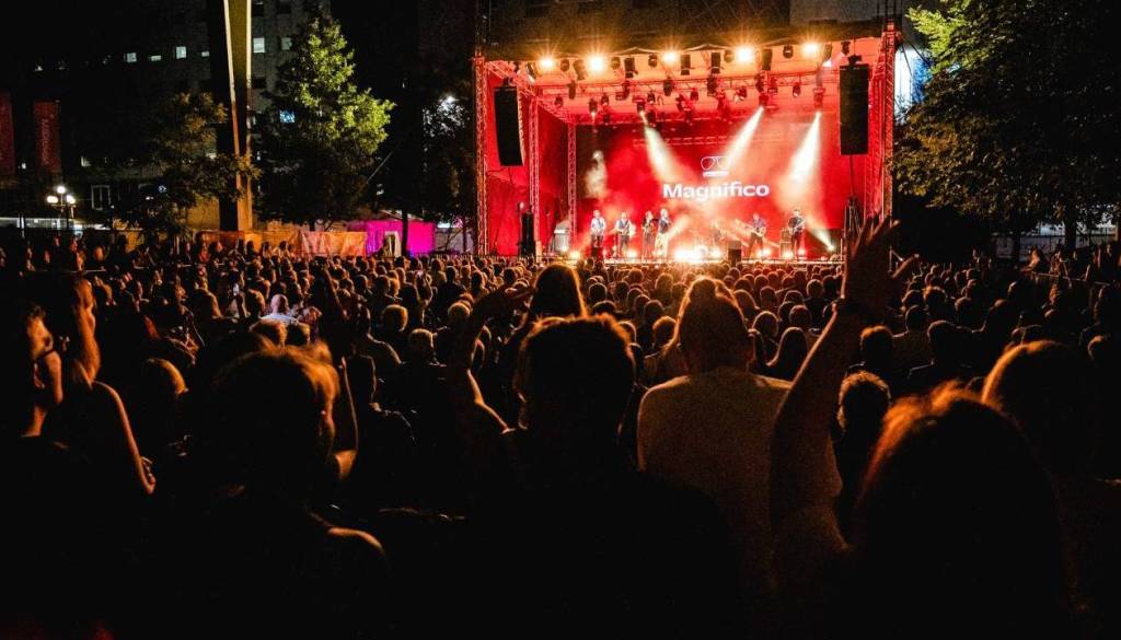 DANES NA LENTU: Festival Lent se nadaljuje v velikem slogu, v Maribor znova prihaja Magnifico