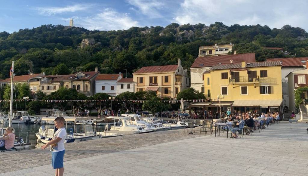 Postaja dopust na Hrvaškem luksuz? Tako visoke so letos cene namestitev