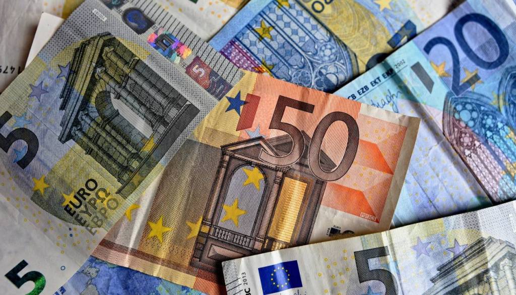 Direktor osumljen, da je za skoraj 800.000 evrov ogoljufal podjetje z območja Ljubljane