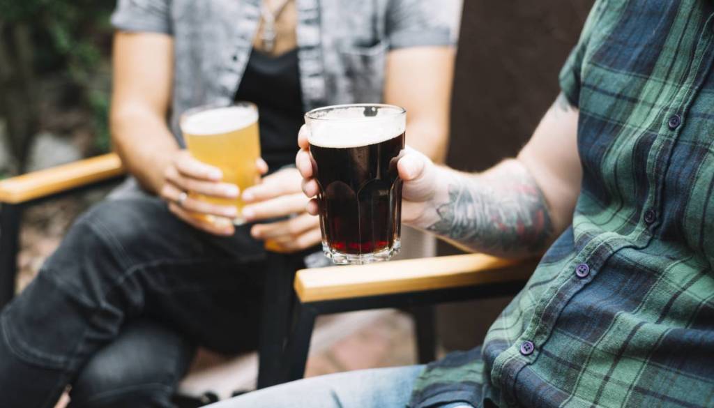 Pijete brezalkoholni radler? Niso vedno povsem brez alkohola, na to morate biti pozorni