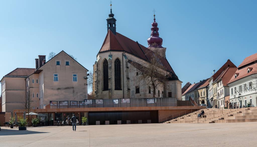 Po najslabši oceni v Sloveniji: Kako ptujska občina skrbi za javna stranišča v turistični sezoni?