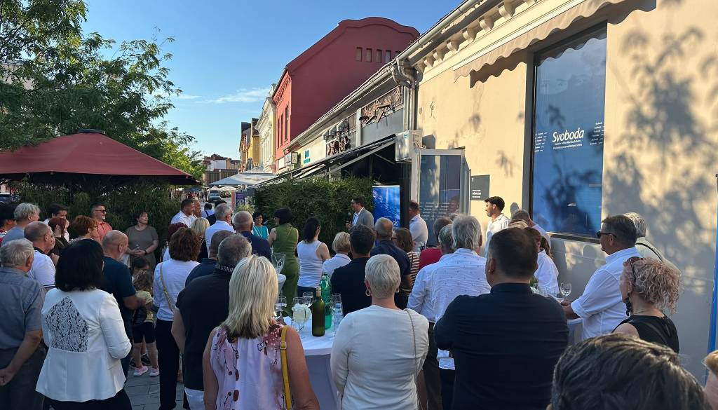 FOTO: V Murski Soboti odprli poslansko pisarno poslanca Mateja Graha