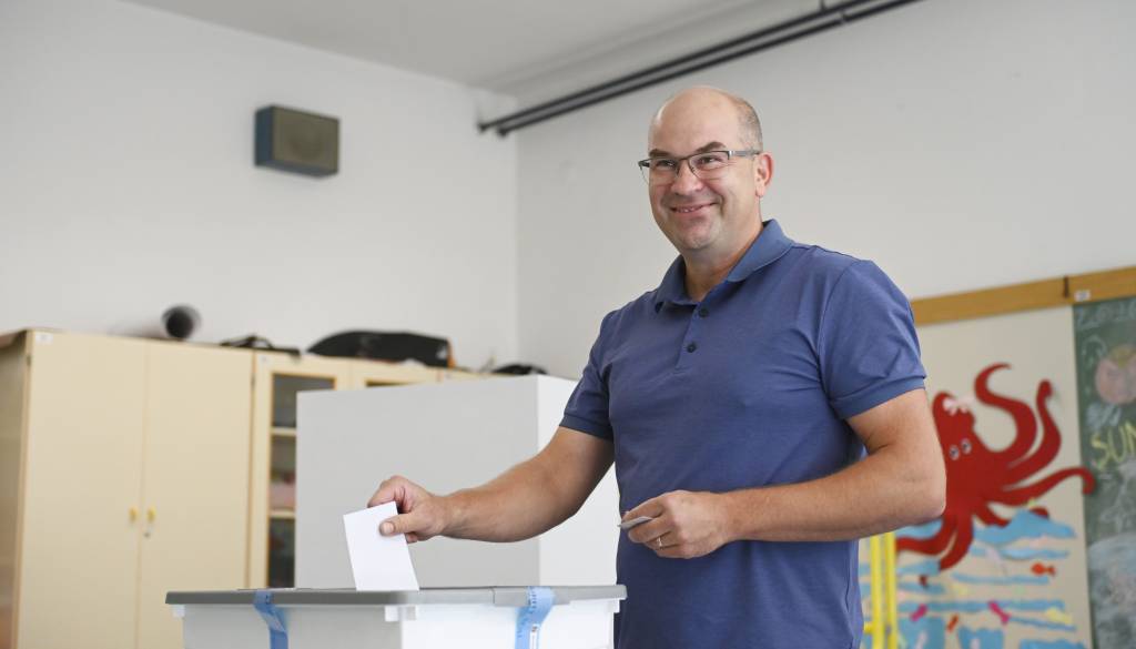 FOTO: Ljubljančani danes odločajo o parkirni politiki