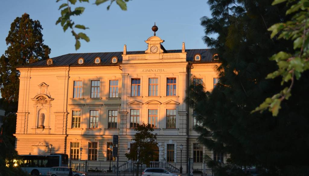 Kranjski gimnazijci blesteli na maturi: 39 zlatih in dve diamantni maturantki
