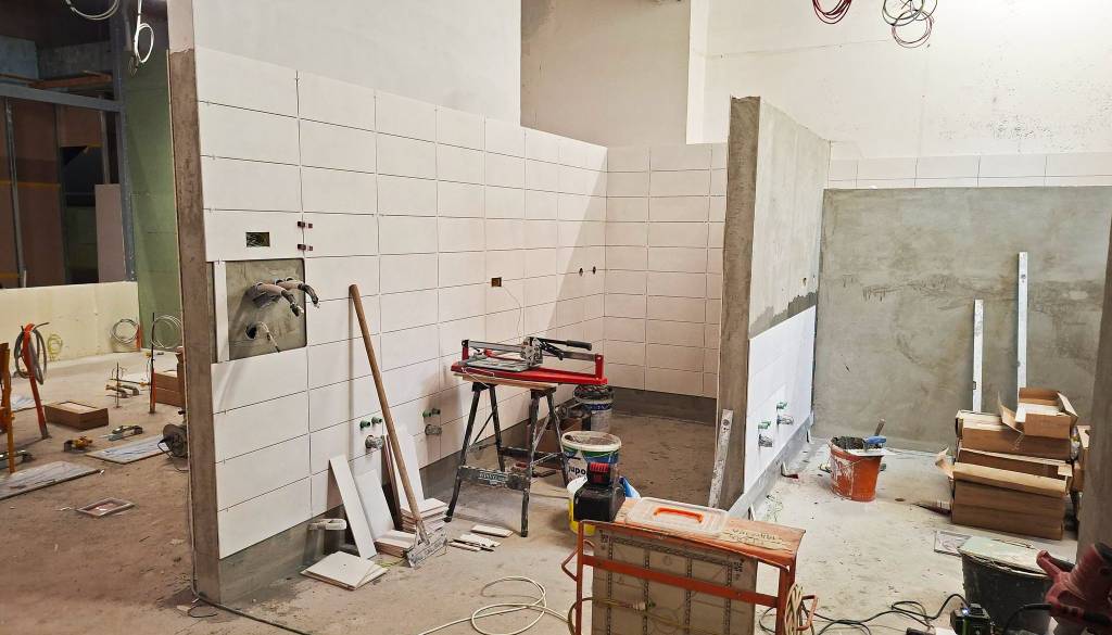 Zaradi plesni v prenovo, kuhinja mariborske osnovne šole dobiva novo podobo