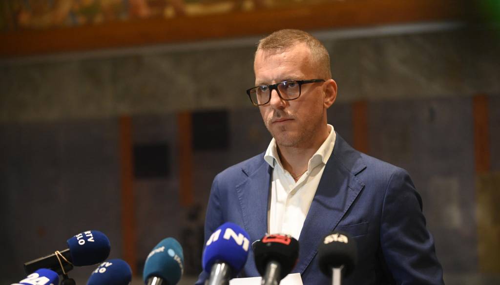 En datum odloča, ali bo Pomurje jeseni volilo Mijičevega naslednika