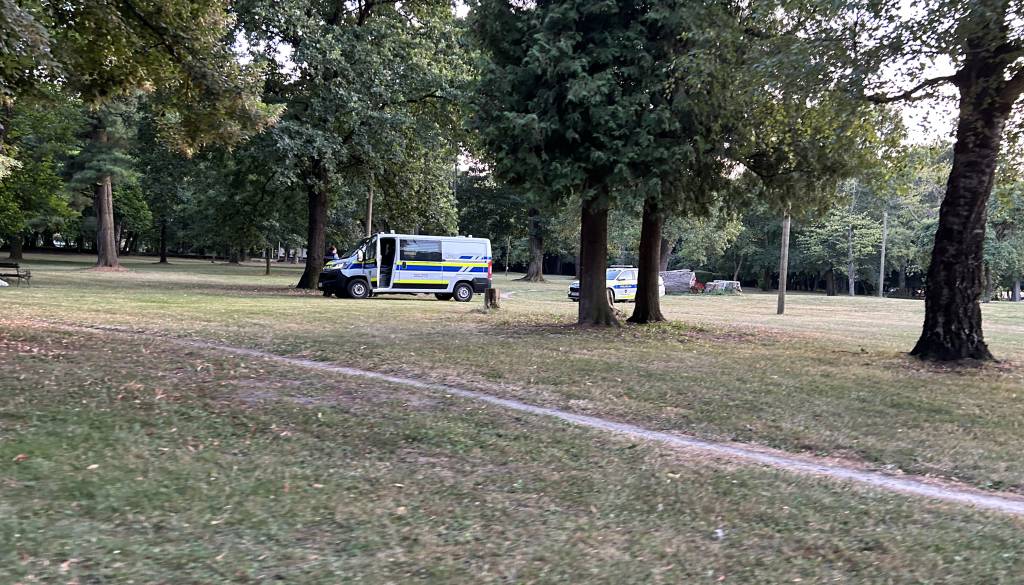 Po napadu z nožem v Beltincih še en incident, moški napadel dve ženski