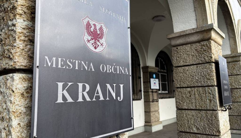 CeKR prinaša prve ugodnosti za Kranjčane: cenejše kopanje, v prihodnje tudi avtobusni prevoz?
