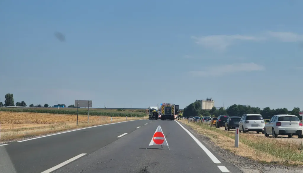 V prometni nesreči poškodovane štiri osebe