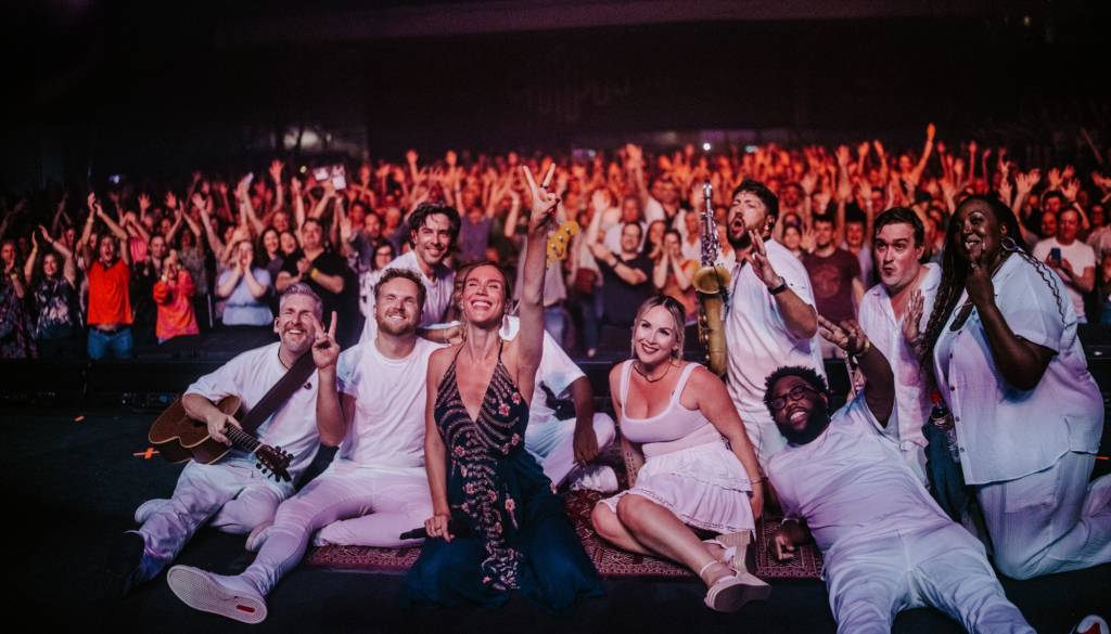 FOTO in VIDEO: Mister Pizdun-man in ostali top momenti s koncerta Joss Stone