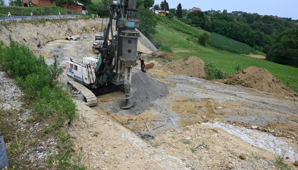 V Senešcih stekla trajna sanacija plazu, za projekt skoraj 690 tisoč evrov