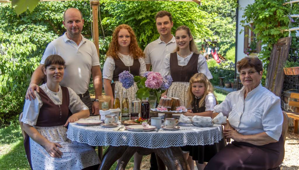 Več kot 50 družinskih turističnih zgodb Slovenije in Avstrije združenih na eni platformi