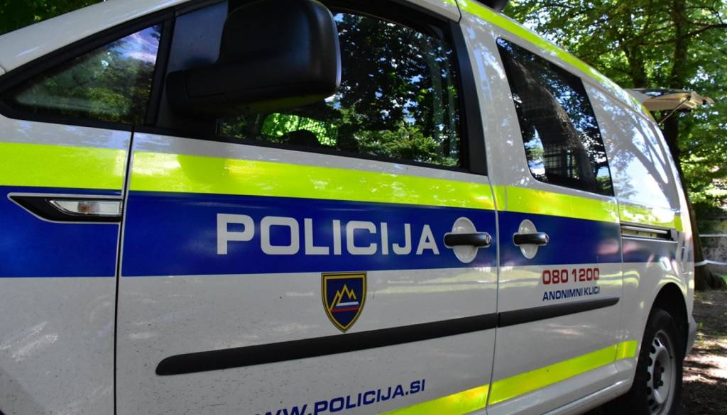 Ste kje videli Dijano? Z belim avtom se je odpeljala neznano kam