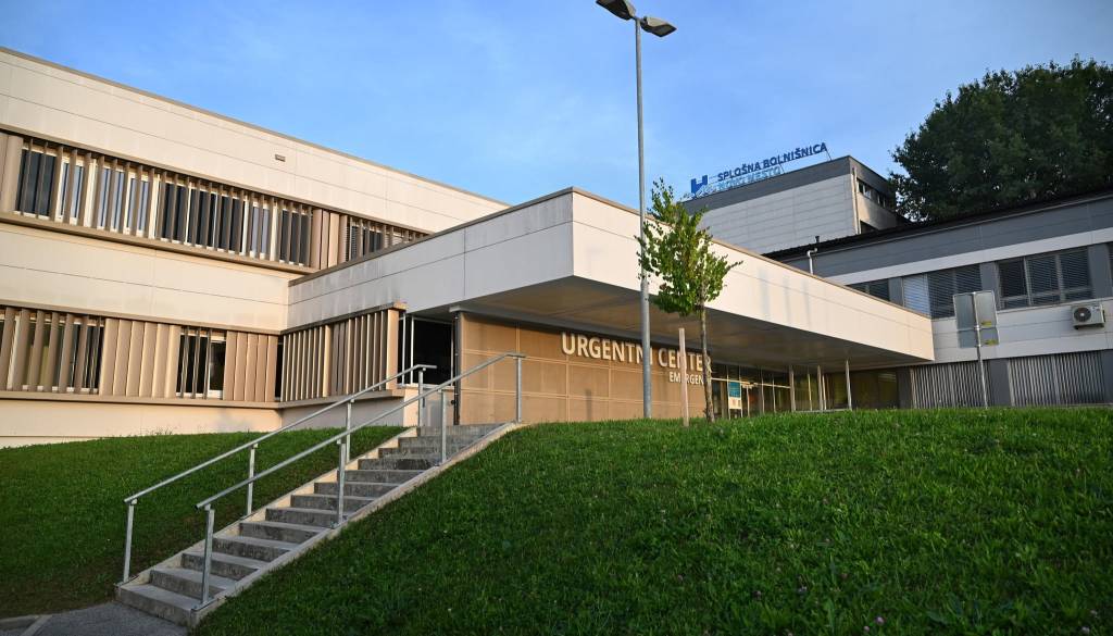 Bolnišnice globoko v rdečih številkah, Novo mesto in Brežice kljubujeta trendu