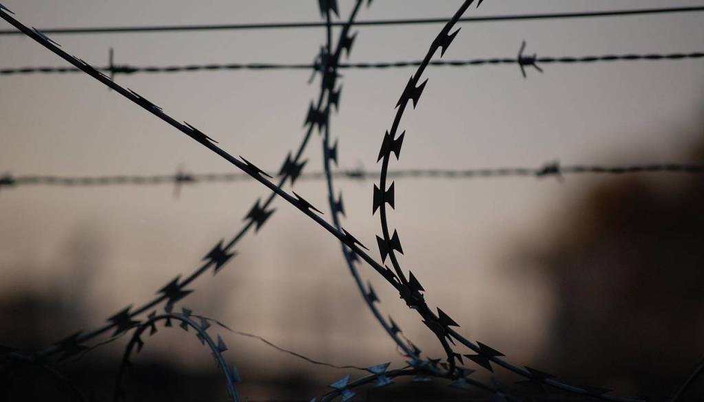 Po grozljivem umoru v Vuhredu osumljenec končal v priporu, grozi mu najmanj 15 let zapora