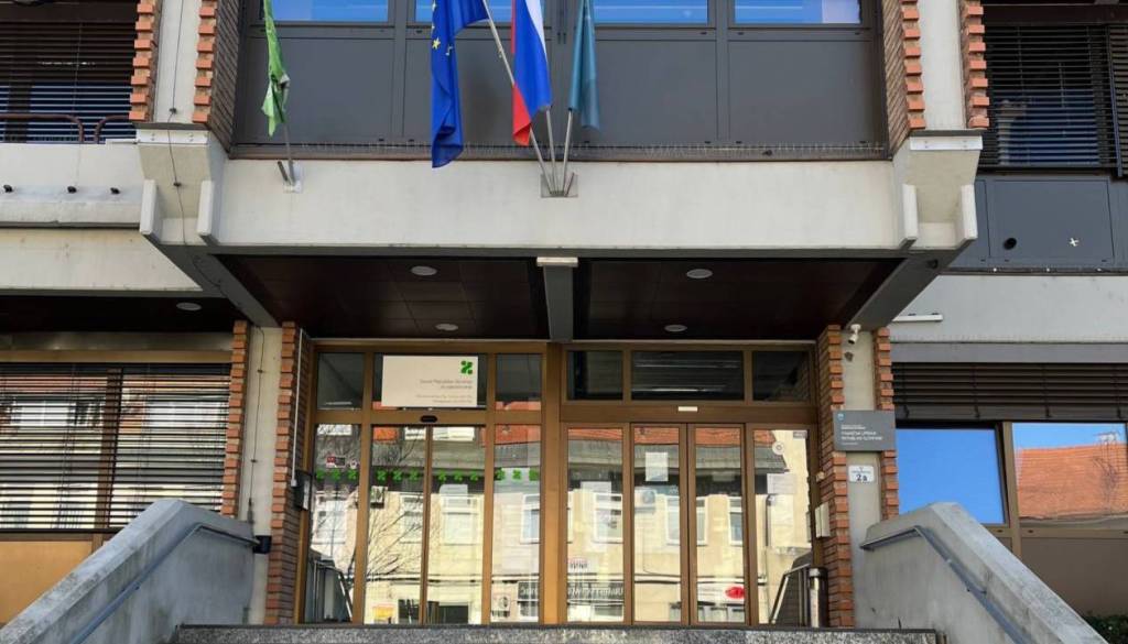 Finančna uprava znova uvaja davčne počitnice, kaj to pomeni za državljane?