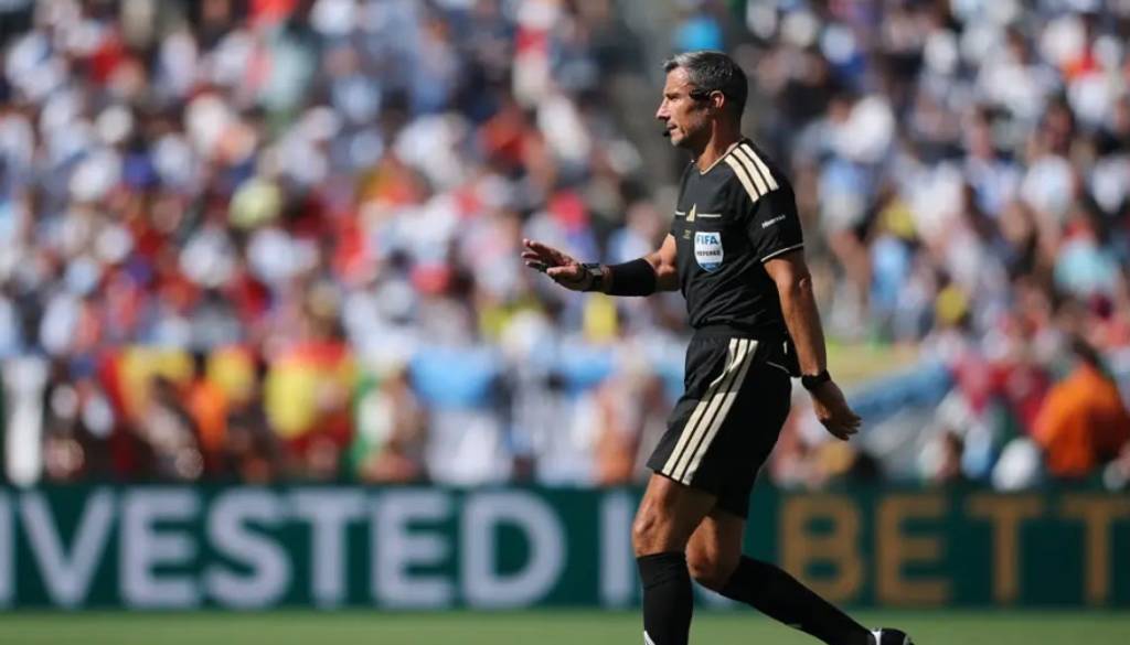 Mariborčan Slavko Vinčić po zgodovinskem finalu končal sodniško kariero