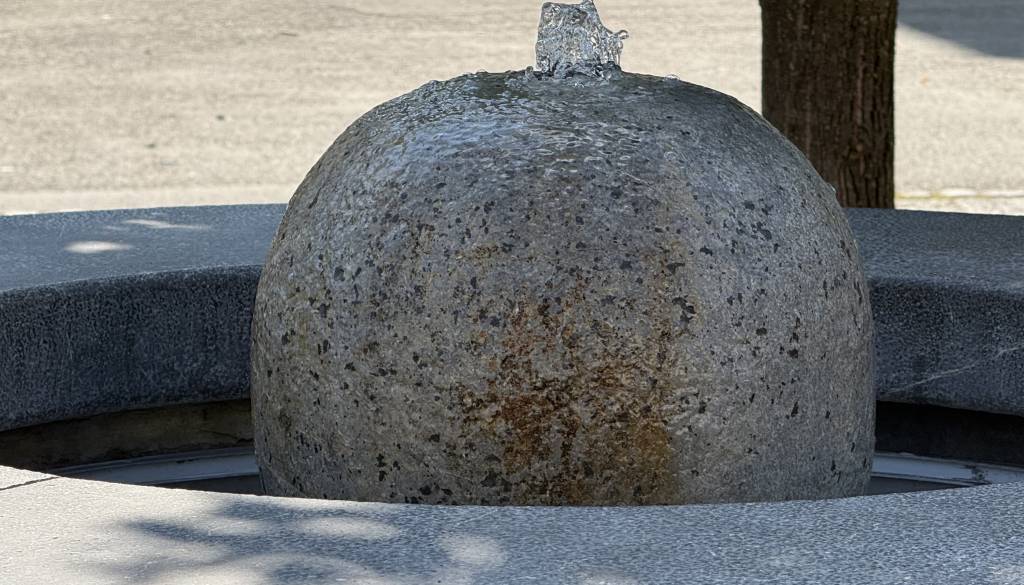 Meteorologi svarijo: Slovenijo čaka peklenska vročina, izdali so najvišje rdeče opozorilo