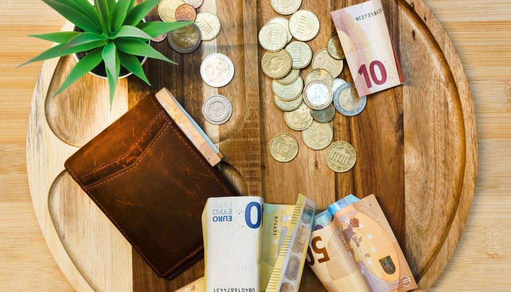 Danes nakazila pokojnine, ste tudi vi prejeli manj kot običajno?