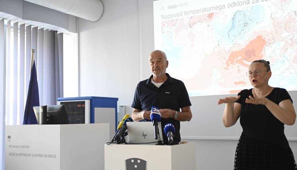FOTO in VIDEO: Meteorologi opozarjajo, čaka nas rekordno dolg vročinski val s temperaturami nad 40 stopinj