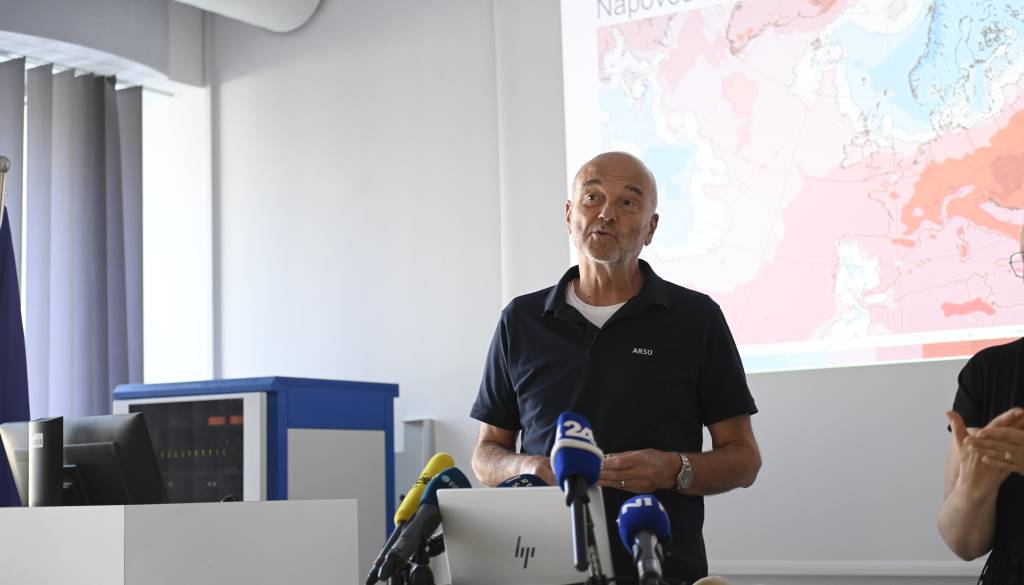 FOTO in VIDEO: Meteorolog opozoril, da Slovenijo čaka rekordno dolg vročinski val. Lahko bo čez 40 stopinj