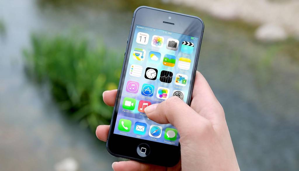 Od junija veljajo nova pravila, pametni telefoni morajo biti lažje popravljivi