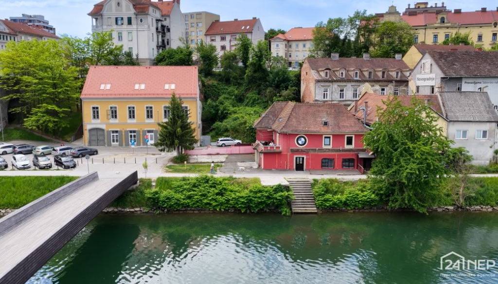 Tik ob Dravi za 750 tisoč evrov naprodaj objekt, kjer je nekoč dišalo po čevapčičih