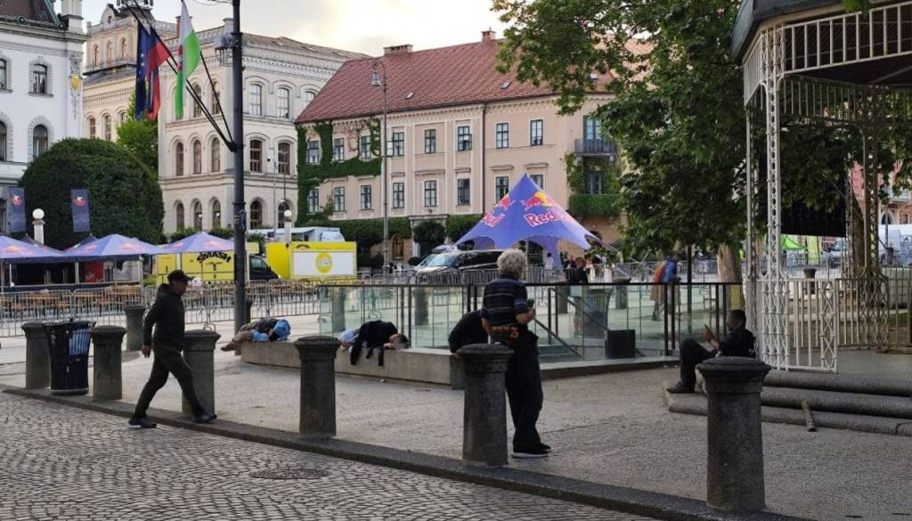 »Uvoženih beračev je vedno več«: Janković napoveduje kamere, nov dom za brezdomce in center za odvisnike