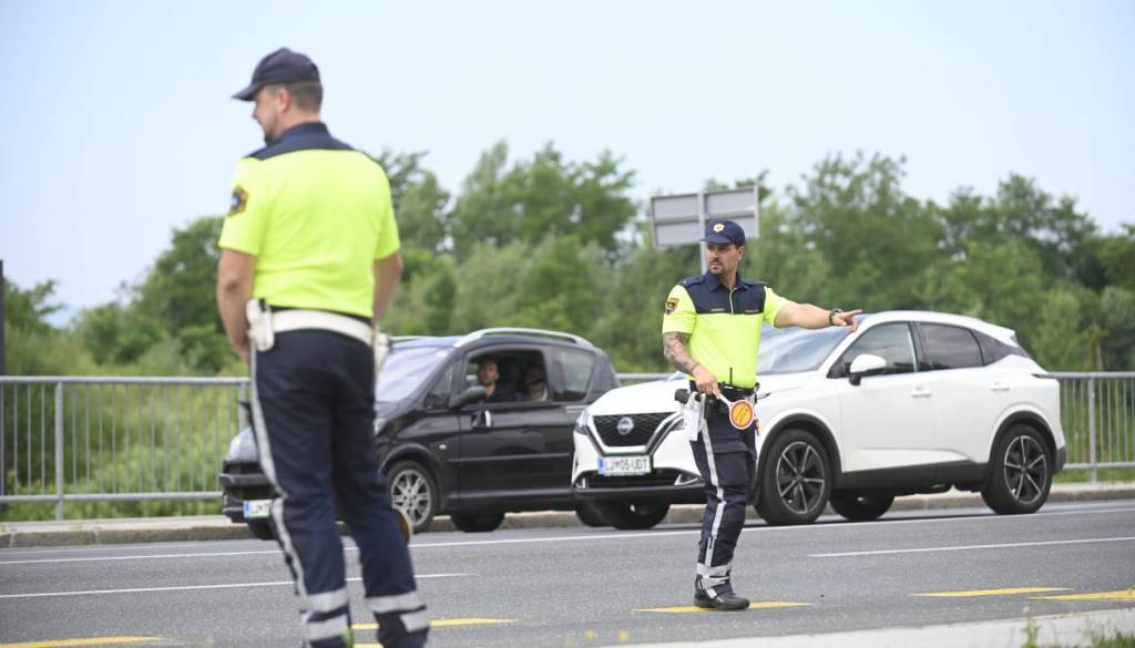 Voznik odpeljal po nesreči: Policija išče očividce, ki so videli nesrečo v Zgornji Bistrici