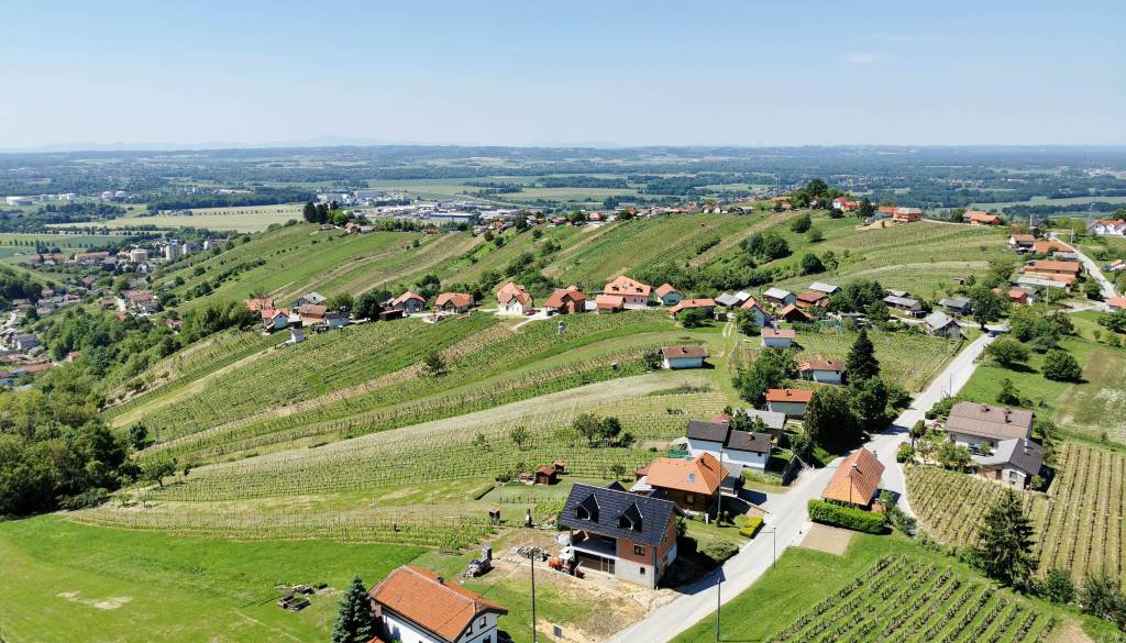 Danes praznuje Prekmurje: pred 107 leti so se prekmurski Slovenci združili z matičnim narodom