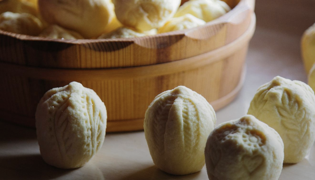 Na Veliki planini znova praznujejo tradicionalni sir trnič