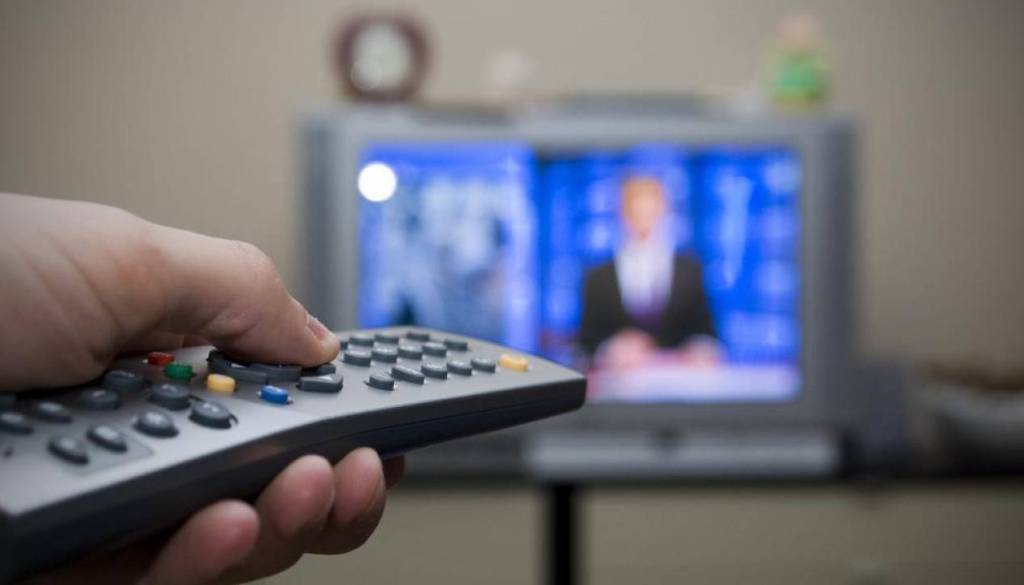 Žena poslanca z Goričkega zapušča Pop TV, čaka jo služba v politiki